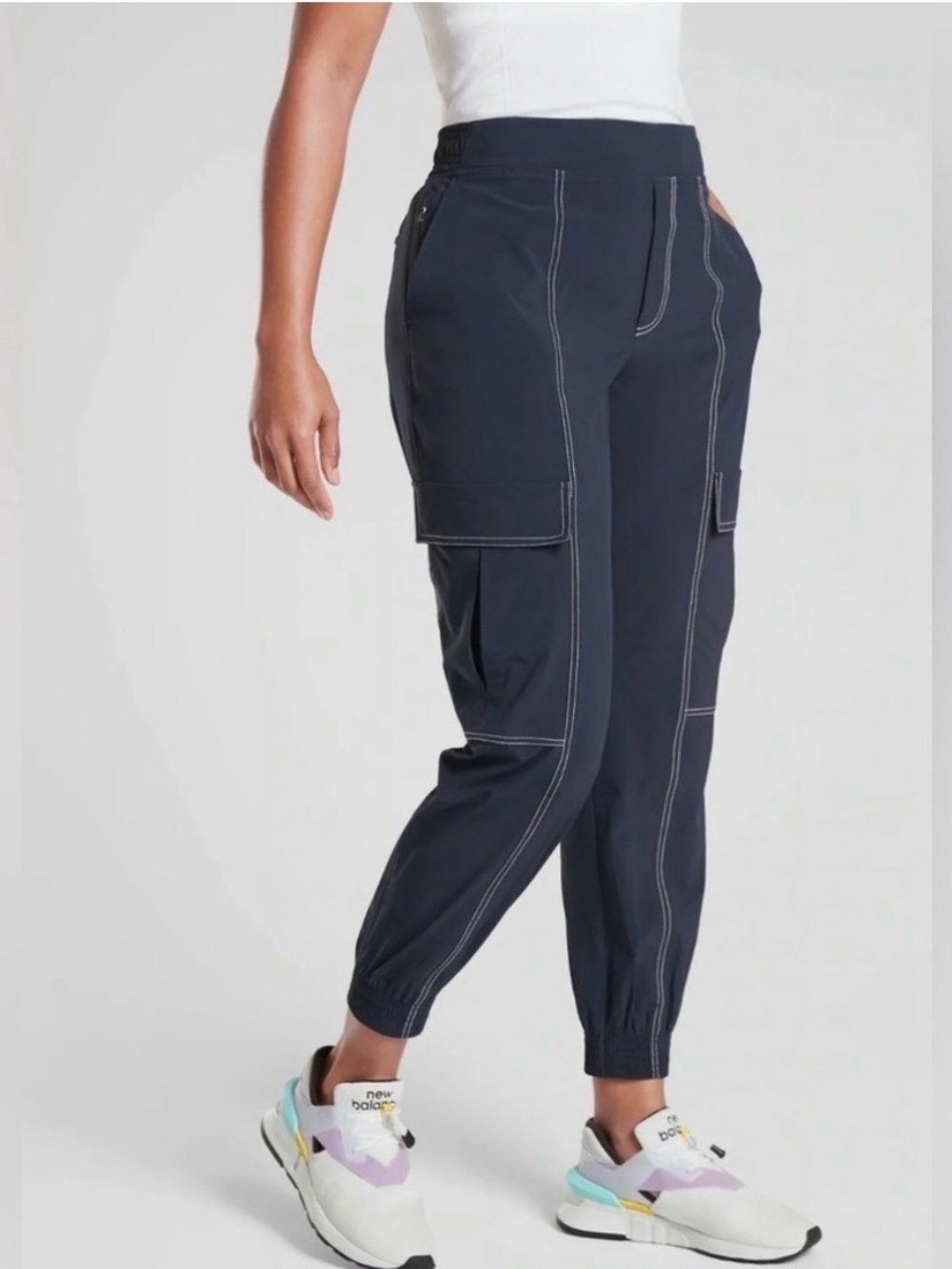 EUC ATHLETA Navy Chelsea Utility Joggers 6T